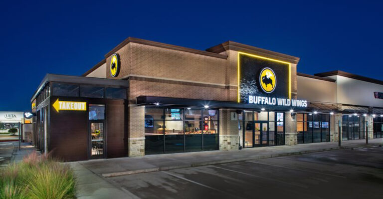 13 Ohio Late-Night Food Spots That Keep The Good Times Going In 2026