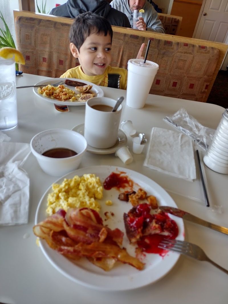 Breakfast Done Right from Sunrise to Mid-Morning Breakfast Done Right from Sunrise to Mid-Morning
