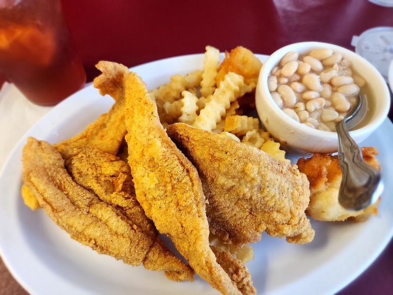 Ridge Restaurant – Tennessee Ridge Ridge Restaurant – Tennessee Ridge