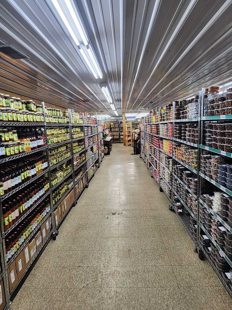 More Than a Quick Detour, This Arcadia Market Functions Like a Food Destination More Than a Quick Detour, This Arcadia Market Functions Like a Food Destination