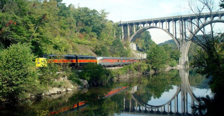 7 Picturesque Train Rides In Ohio That Make A Perfect Weekend Getaway
