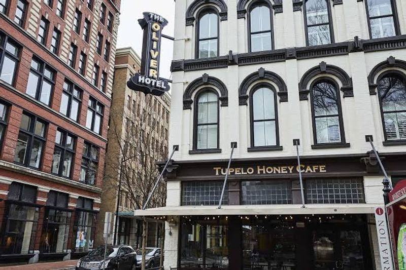 The Oliver Hotel – Knoxville The Oliver Hotel – Knoxville