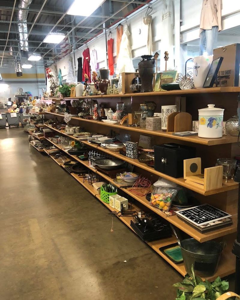 Good Sam Thrift Store – Johnson City