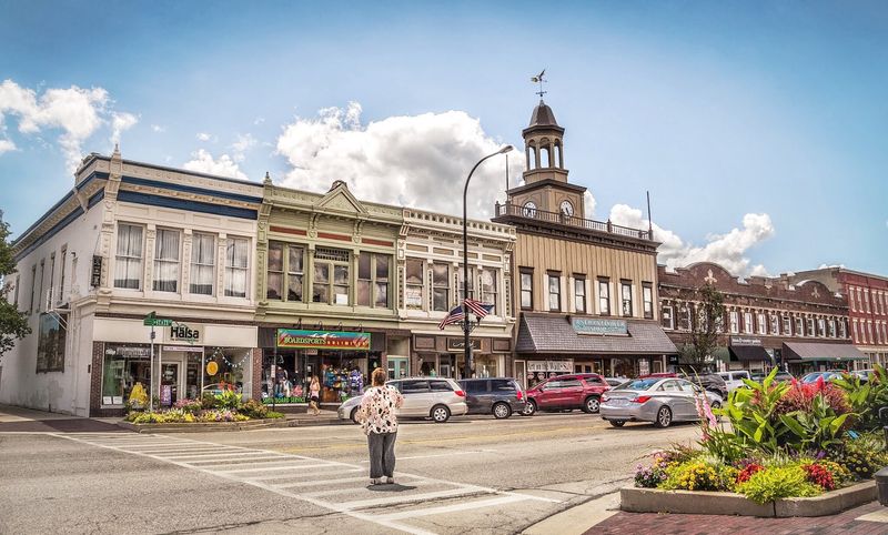 Why Illinois Weekends Work Better in Geneva