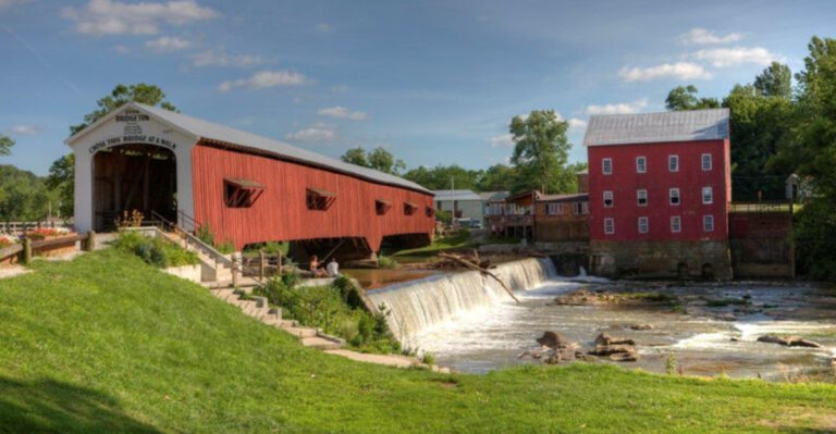 8 Beautiful Covered Bridges In Indiana That Feel Like Stepping Back In Time