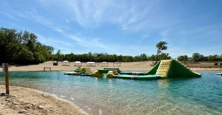8 Illinois Quarry Swimming Spots That Make Perfect Summer Escapes