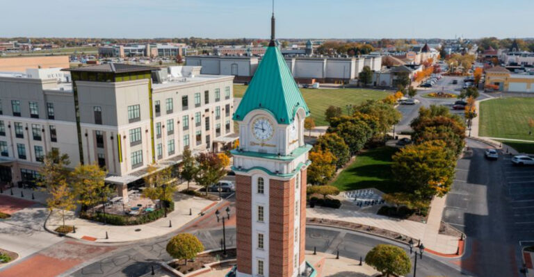 8 Picture-Perfect Ohio Towns That Look Like A Fairytale