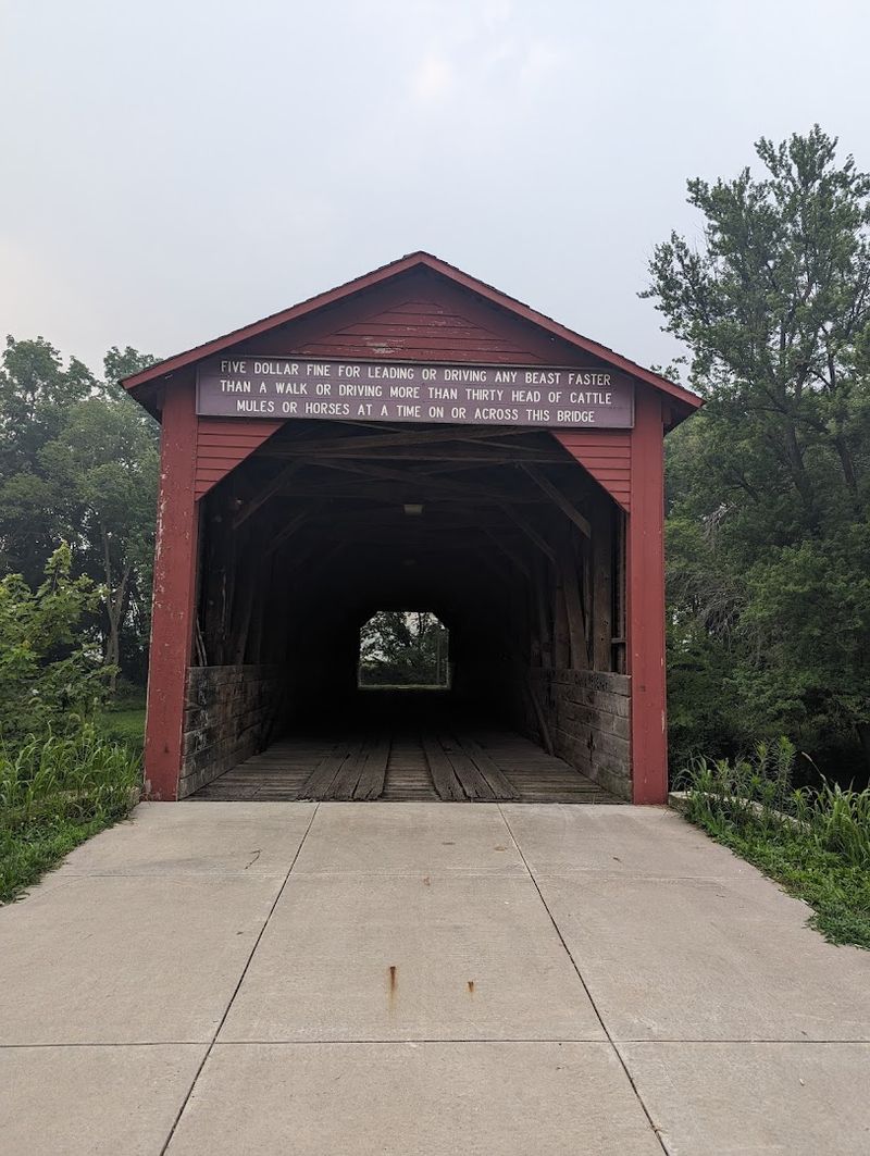 Historic Oquawka Wagon Covered Bridge (Gladstone) Historic Oquawka Wagon Covered Bridge (Gladstone)