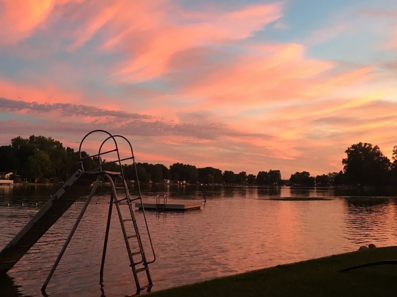 Long Lake Resort (North Manchester) Long Lake Resort (North Manchester)