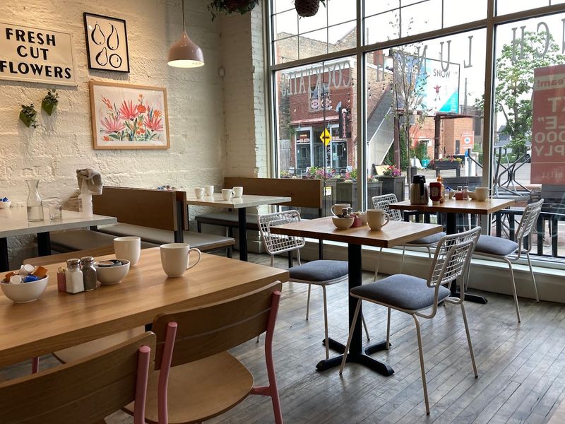 A Bright Room That Wakes You Up Before the Coffee Does