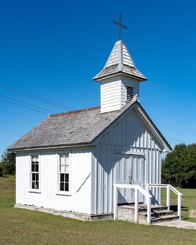 A Church Small Enough to Miss If You Blink A Church Small Enough to Miss If You Blink