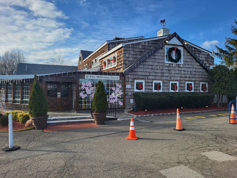 A Colonial Landmark That Instantly Sets the Scene A Colonial Landmark That Instantly Sets the Scene