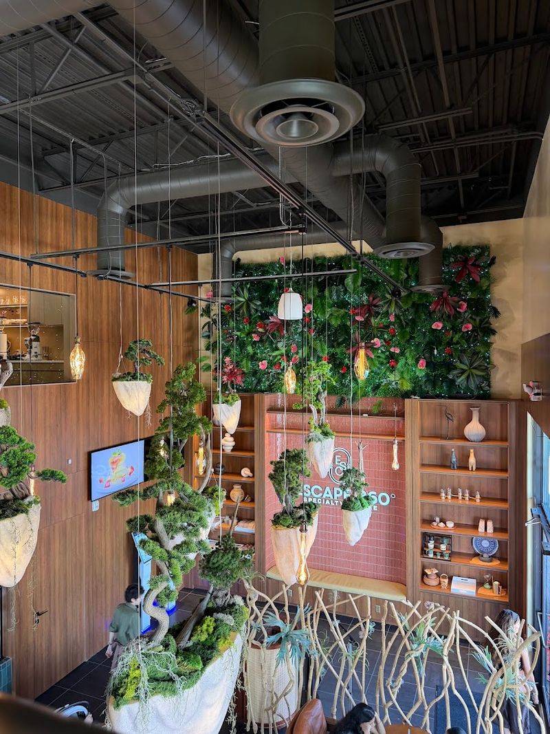 A Grand Opening That Generated Serious Buzz A Grand Opening That Generated Serious Buzz