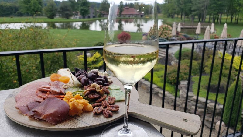 A Great Pick for Dates, Guests, and Slow Afternoons A Great Pick for Dates, Guests, and Slow Afternoons
