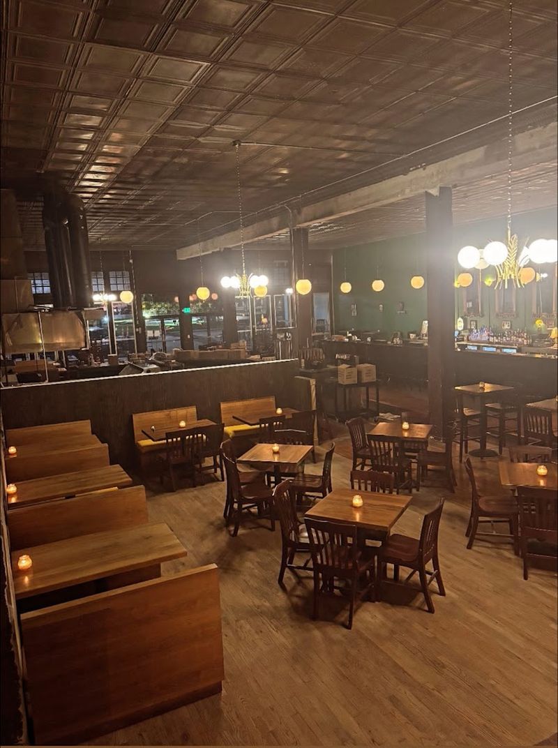 A Historic Setting That Adds Flavor to Every Bite A Historic Setting That Adds Flavor to Every Bite
