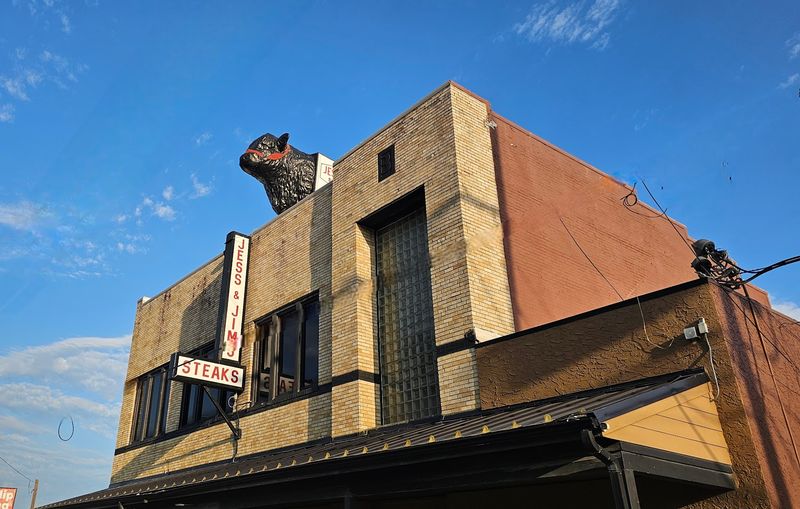 A Kansas City steakhouse with real staying power A Kansas City steakhouse with real staying power