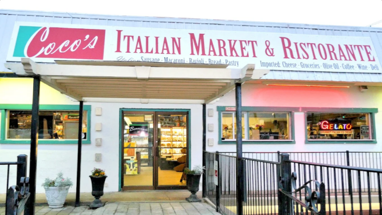 A Little Slice Of Italy Is Hiding Inside This Cozy Tennessee Market