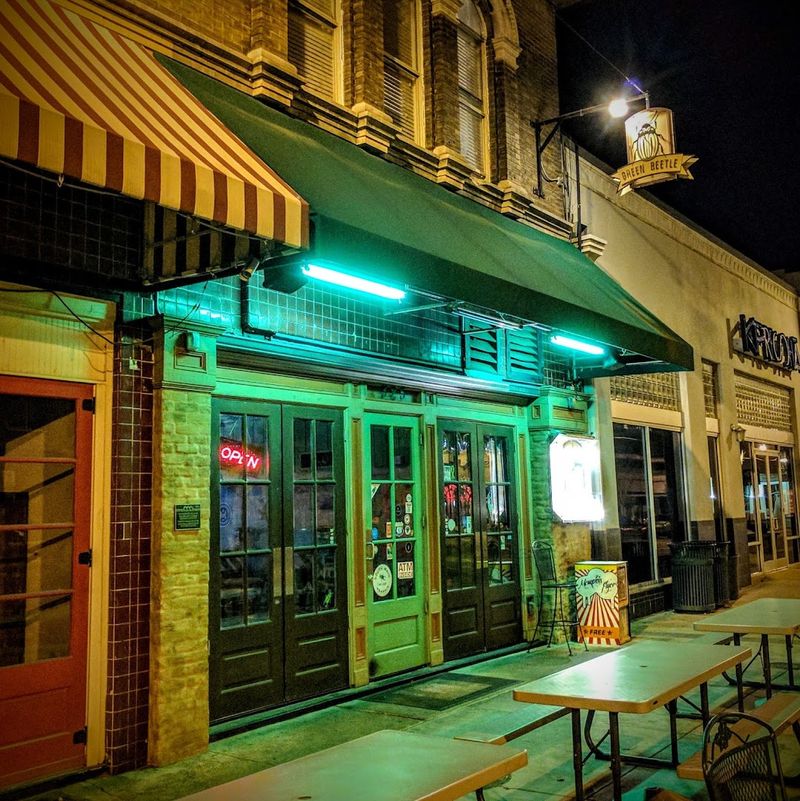 A Memphis Tavern With More Than 85 Years Of History A Memphis Tavern With More Than 85 Years Of History