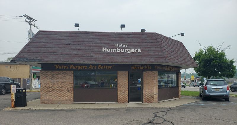 A Neighborhood Fixture Built for Repeat Orders