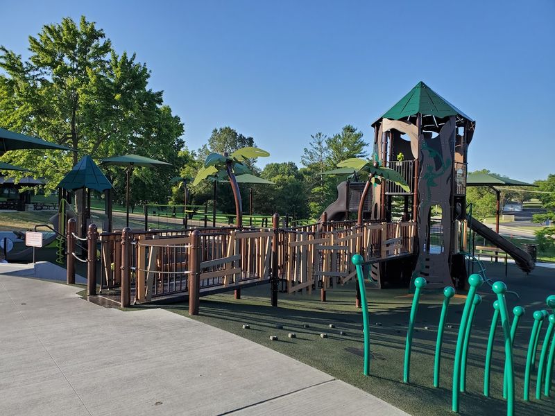 A Neighborhood Park That Feels Like a Discovery A Neighborhood Park That Feels Like a Discovery