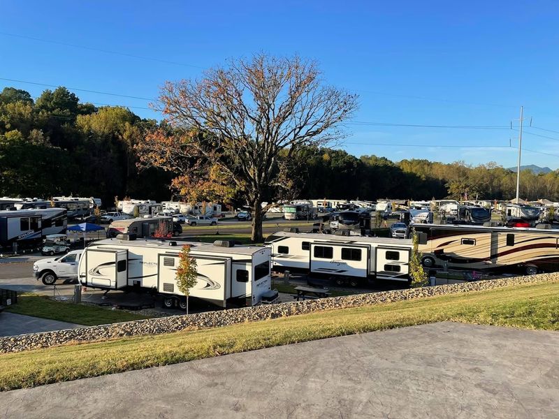 A Relaxing Smoky Mountain Escape Near Sevierville