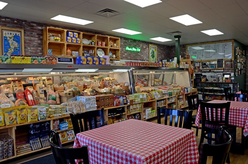 A Small-Town Deli With Serious Italian Flavor