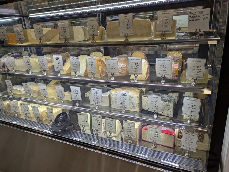 A Tennessee Cheese Shop That Makes The Drive Feel Worth It