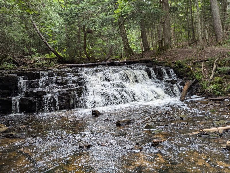 A Three-Part Waterfall That Earns Its Surprise A Three-Part Waterfall That Earns Its Surprise