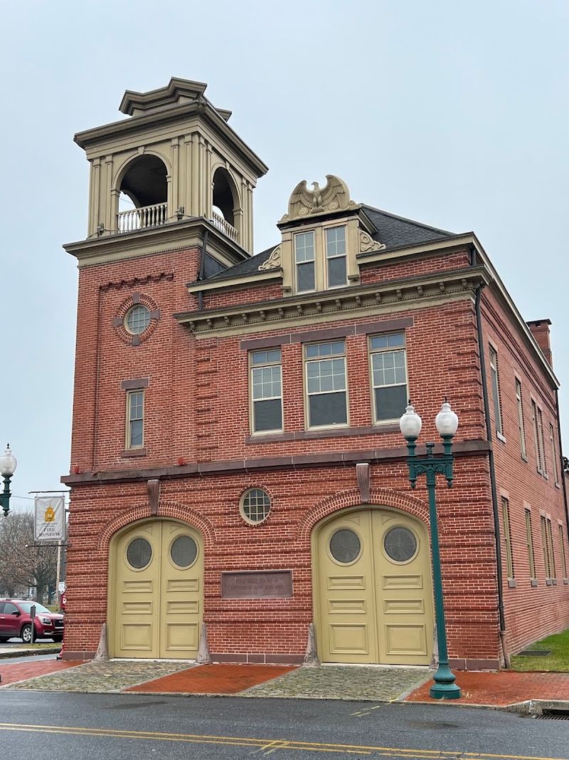 A Victorian firehouse that sets the tone