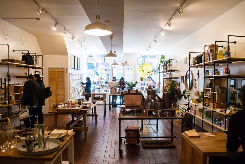 A calm, curated atmosphere that makes browsing fun A calm, curated atmosphere that makes browsing fun
