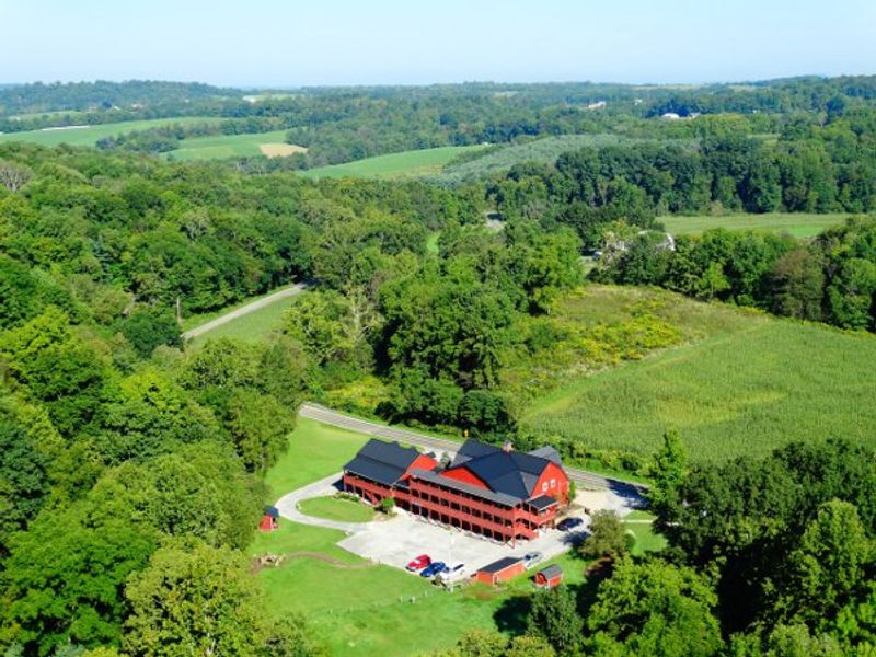 A great home base for exploring Amish Country
