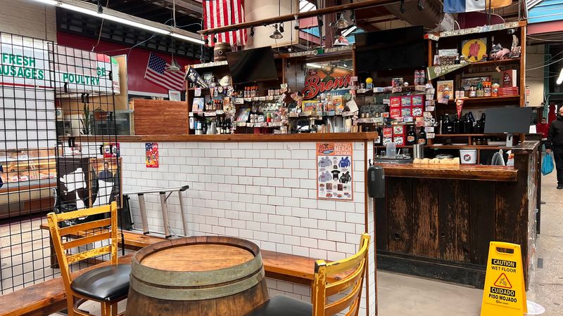 A low-key cafe and bar that invite you to stay longer