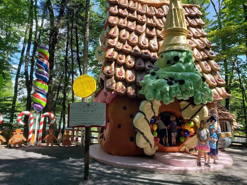 A rare mix of fairy tales and water park thrills