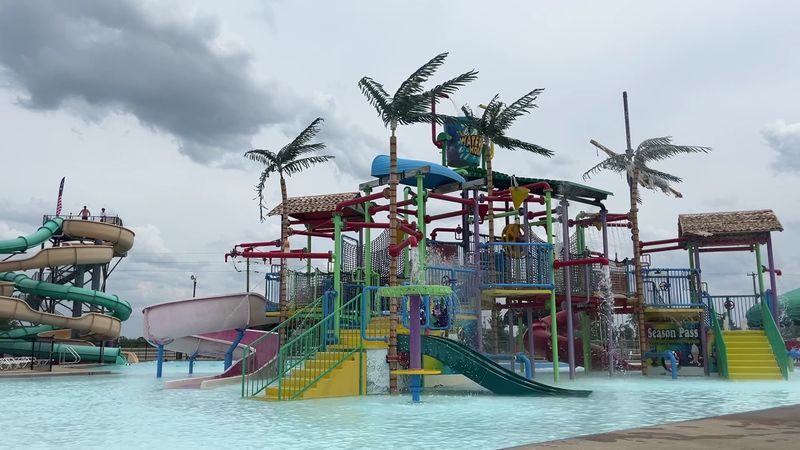 A rare mix of water park and safari fun A rare mix of water park and safari fun