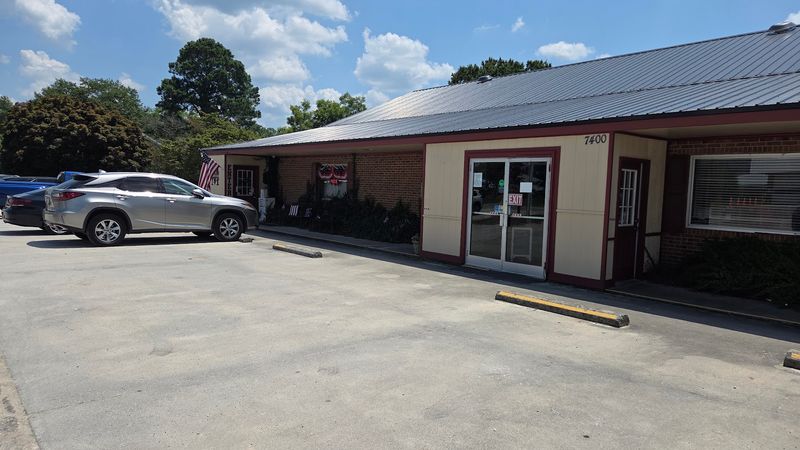 A smart stop for travelers and locals alike A smart stop for travelers and locals alike