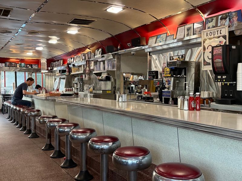 A true old-school diner atmosphere A true old-school diner atmosphere