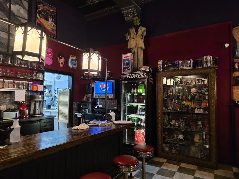 A Gift Shop Twist Adds Collector Appeal Beyond Dinner