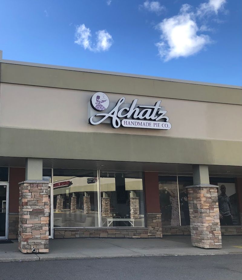 Achatz Handmade Pie Co. – Troy
