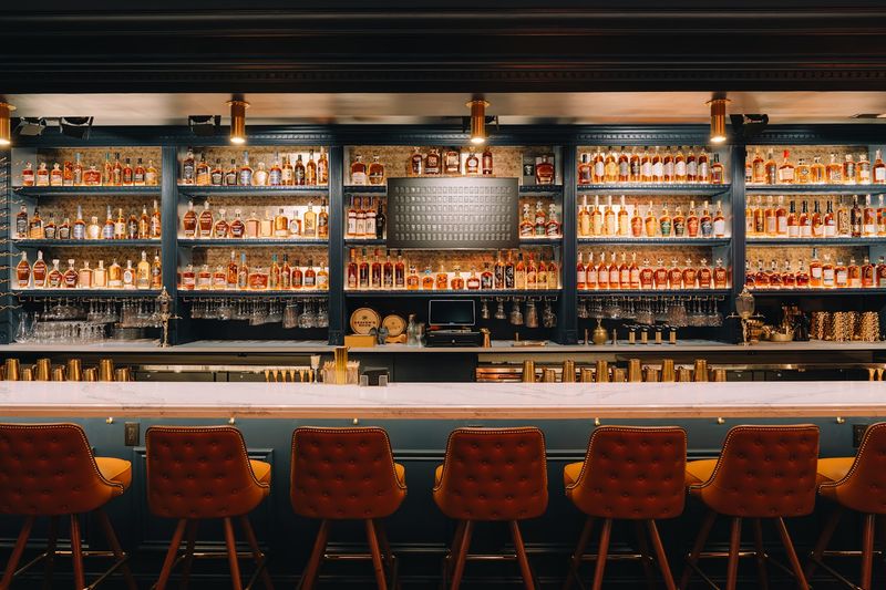 Alibi — Gatlinburg