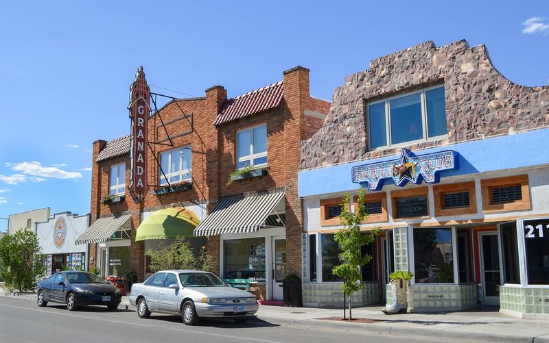 Alpine Main Street (Alpine) Alpine Main Street (Alpine)
