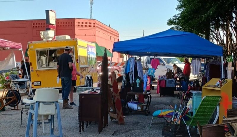 Antique Alley Texas (Grandview and surrounding towns)