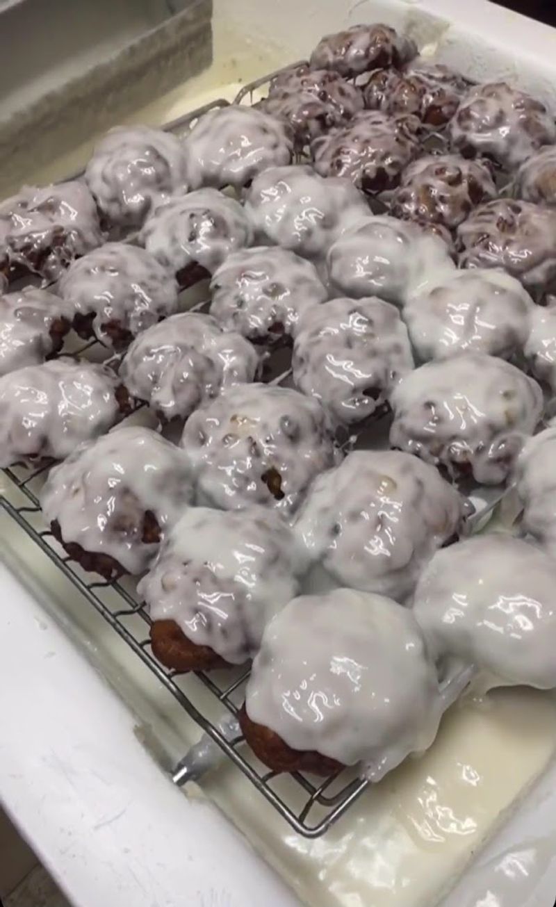 Apple Fritters That Steal The Conversation Apple Fritters That Steal The Conversation