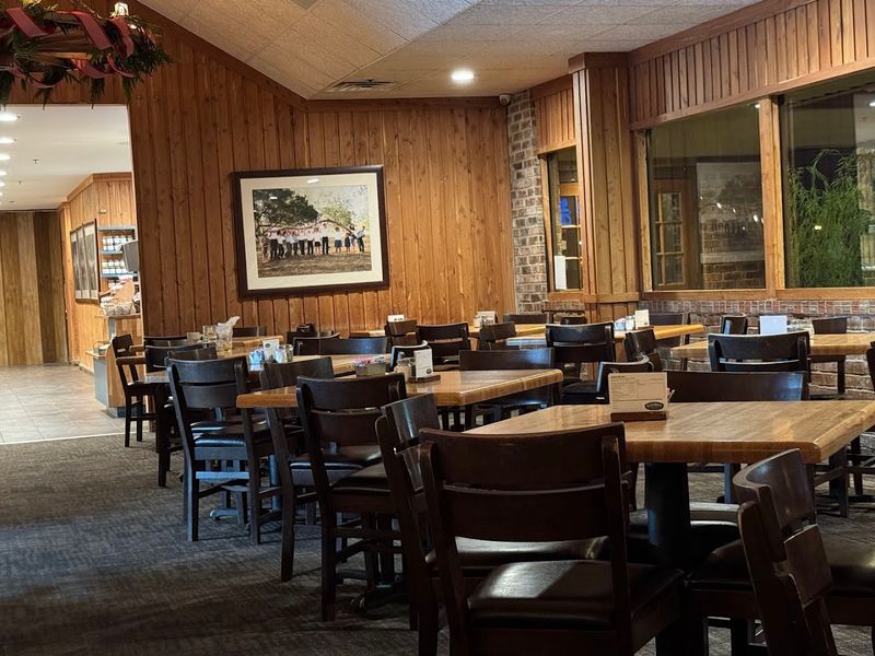 Atmosphere, Service, and That Local Vibe Atmosphere, Service, and That Local Vibe