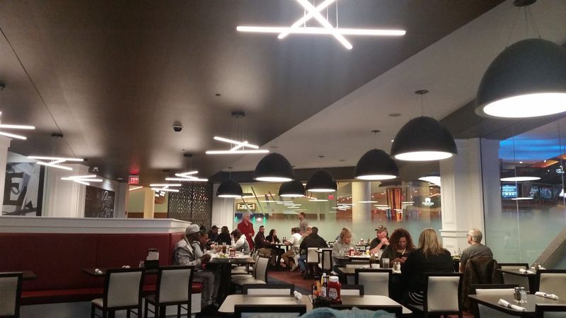 Aurora Lounge at FireKeepers Casino Hotel – Battle Creek