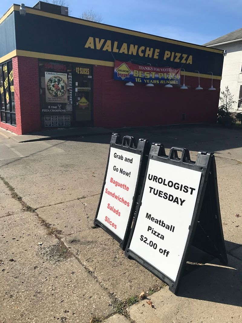 Avalanche Pizza, Athens