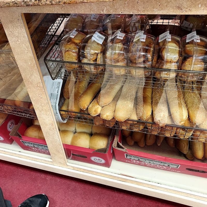 Aversa’s Italian Bakery — Turnersville
