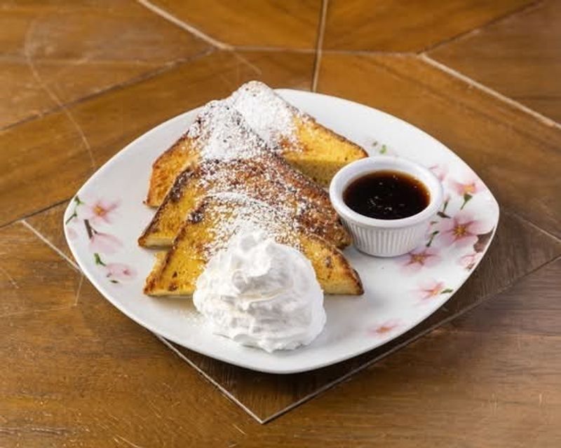 Banana Foster, French Toast, and Chicken and Waffles Reinvent Brunch Banana Foster, French Toast, and Chicken and Waffles Reinvent Brunch