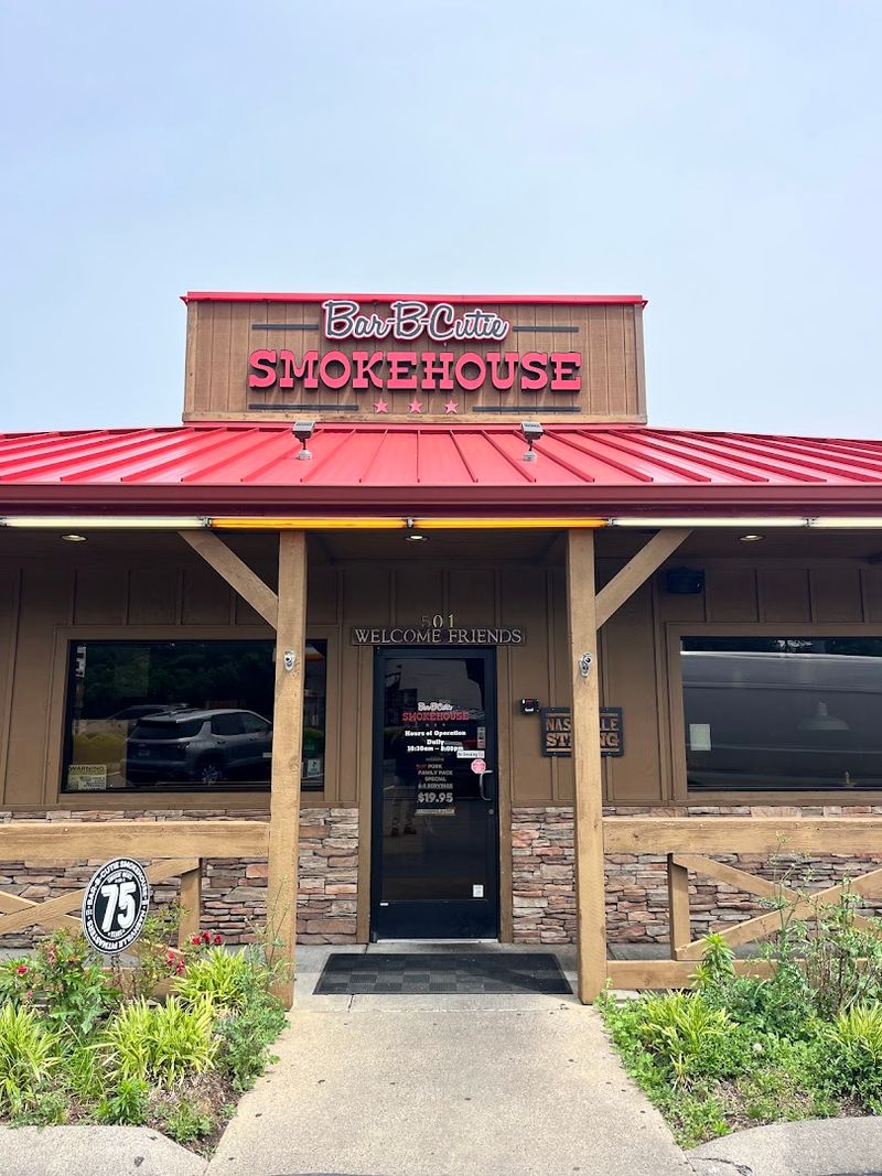Bar-B-Cutie SmokeHouse – Nashville Bar-B-Cutie SmokeHouse – Nashville