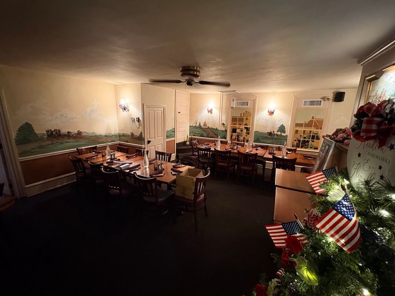 Barnsboro Inn - Sewell