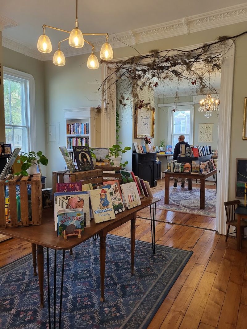 Belvidere Books & Cafe — Belvidere